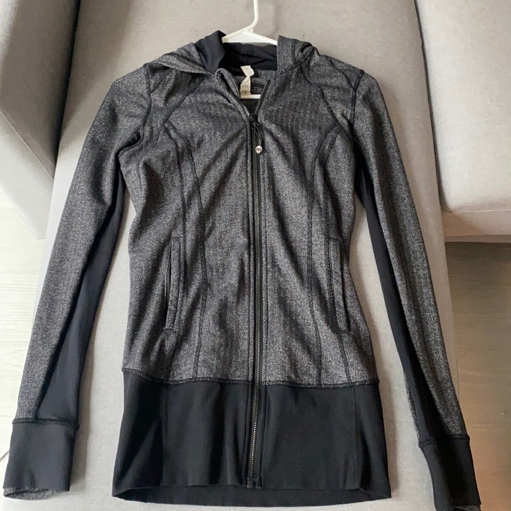 Lululemon zip up jacket